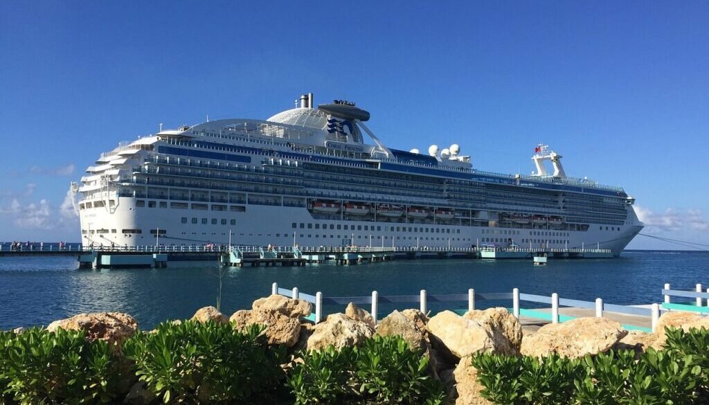 cruise-937069_1280