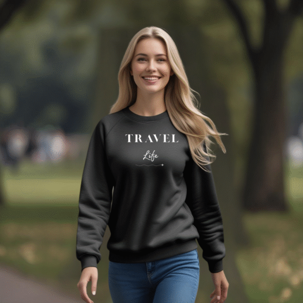 Essential Comfort Crewneck – Soft, Sustainable & Made to Last